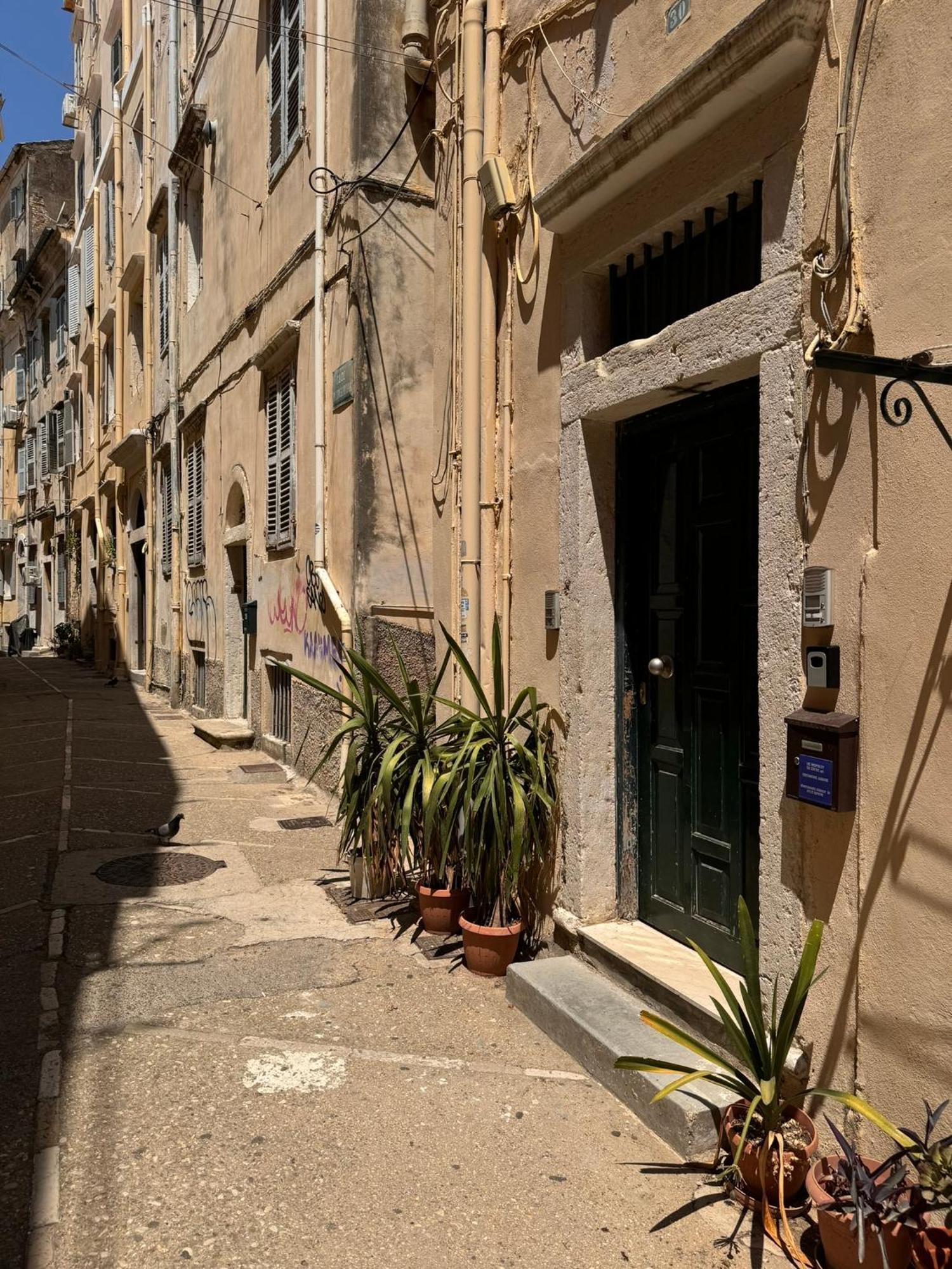 The Centric Apt By Loc Hospitality Corfu (city) Exterior foto